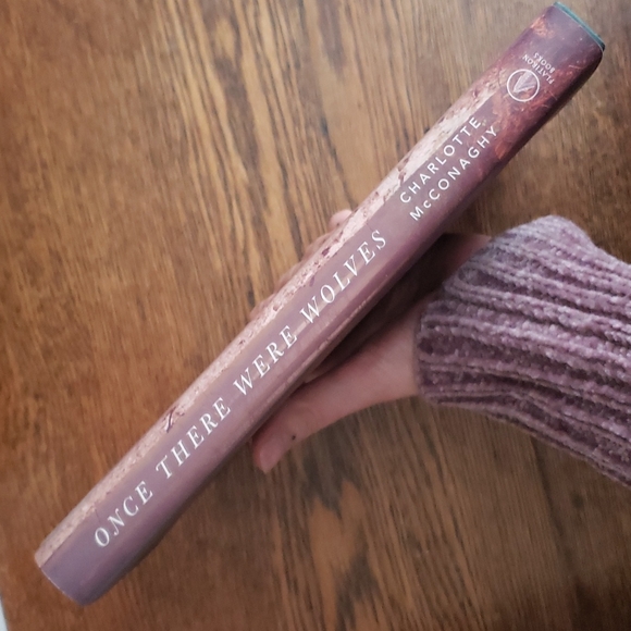 Signed - Once There Were Wolves - First Edition - Picture 4 of 5